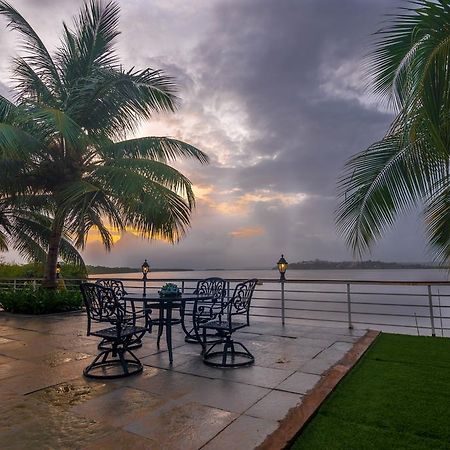 Deltin Palms Riverfront Panaji Luaran gambar