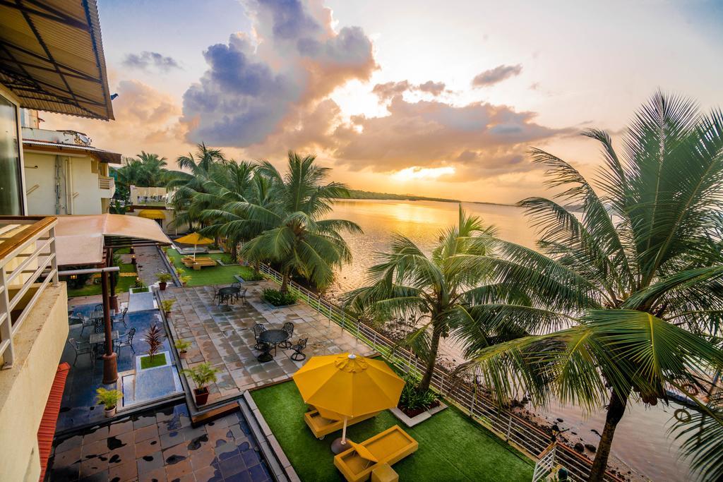 Deltin Palms Riverfront Panaji Luaran gambar