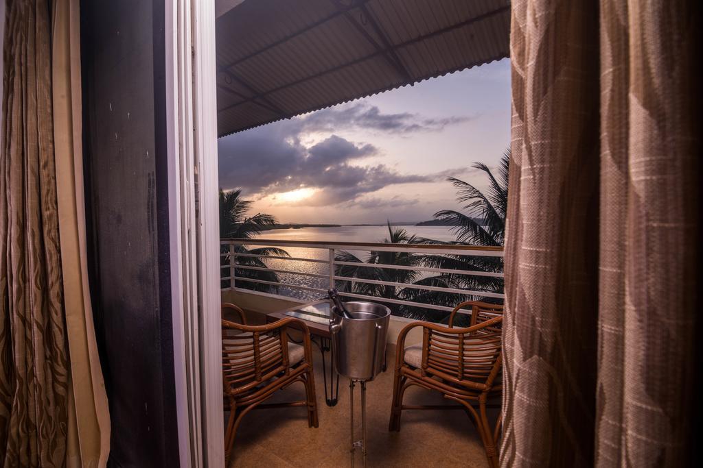 Deltin Palms Riverfront Panaji Luaran gambar